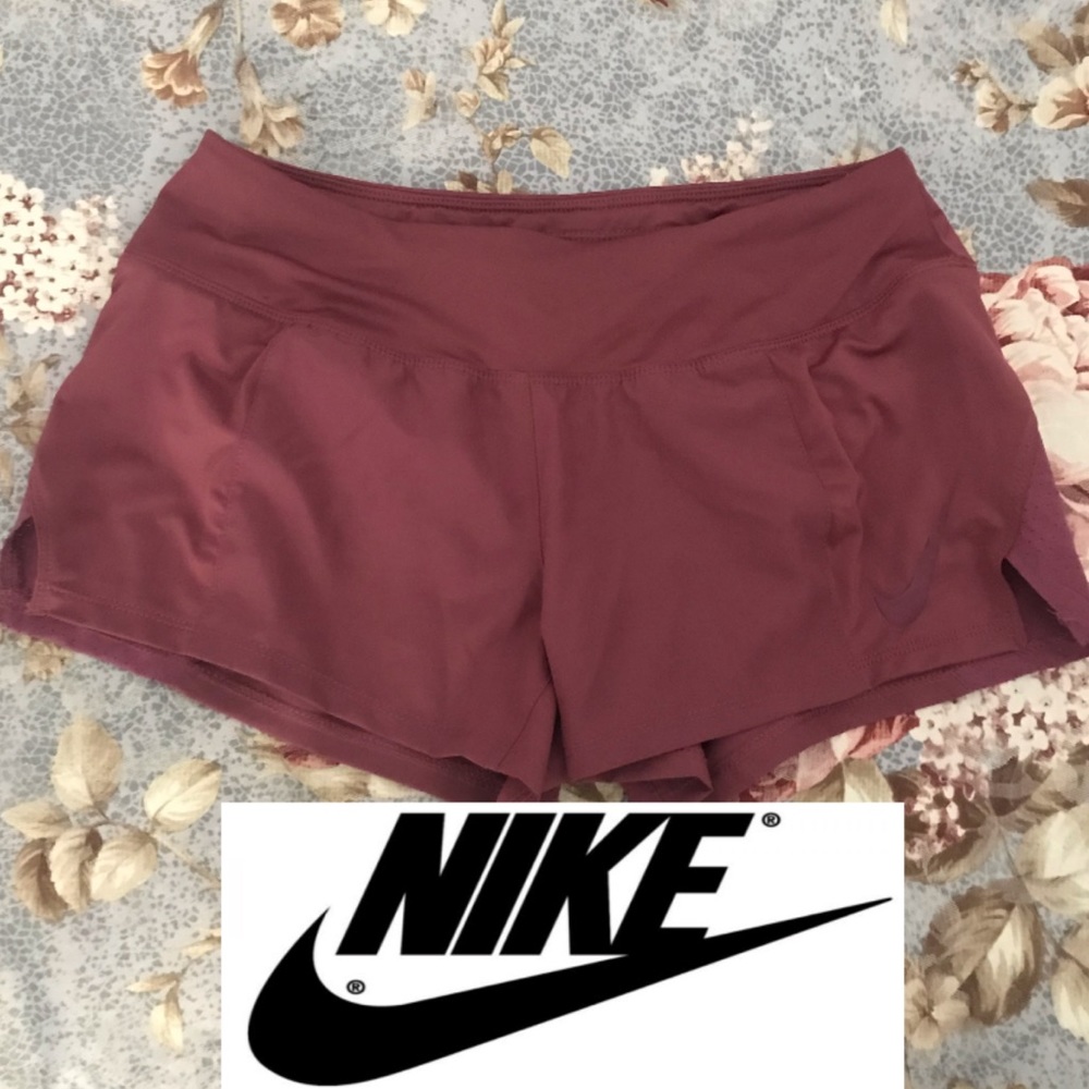 Nike Just Do It small dri-fit athletic shorts sz S